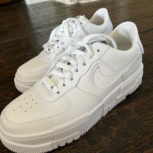 Nike Air Force Ones White W9